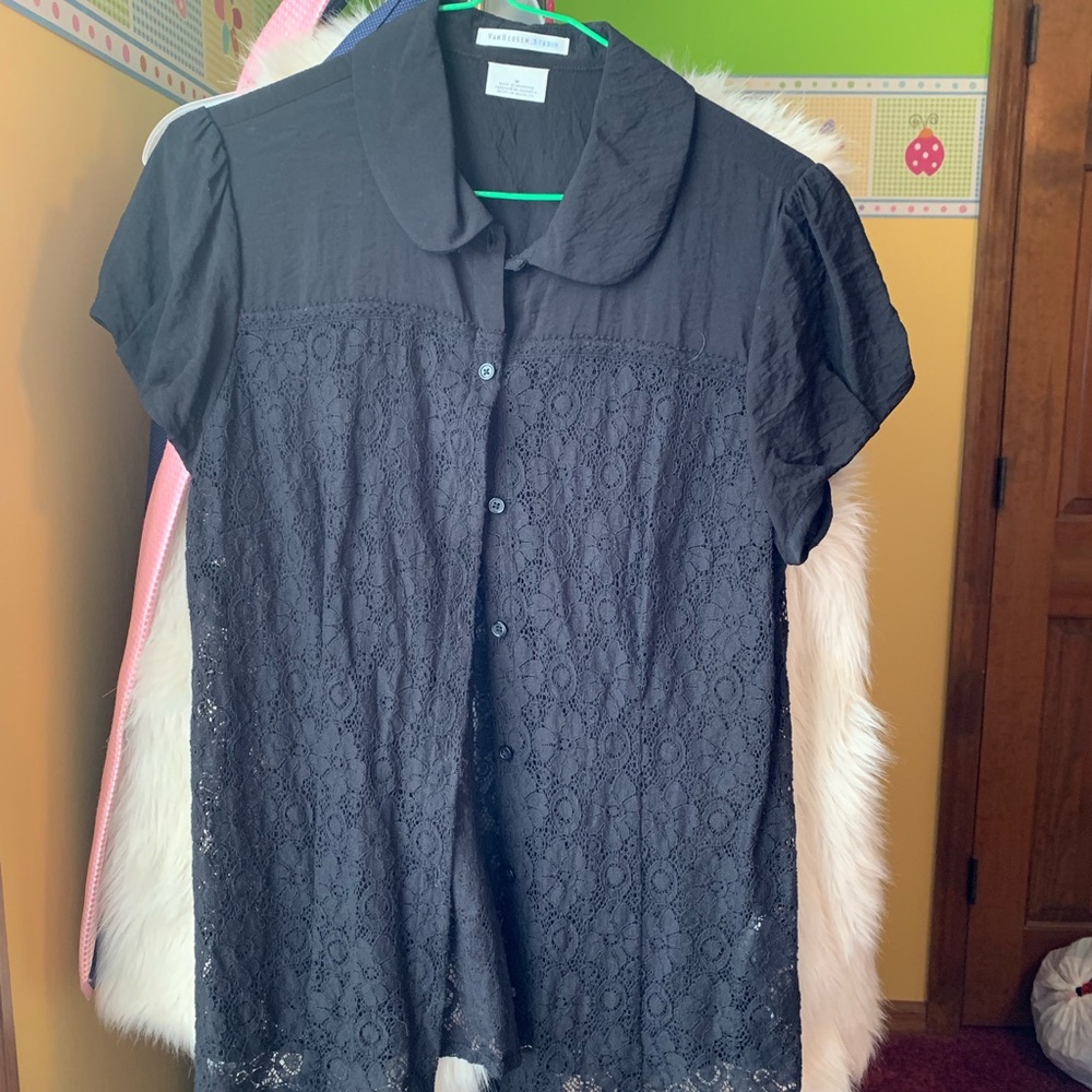 Black Van Heusen Button Up Blouse